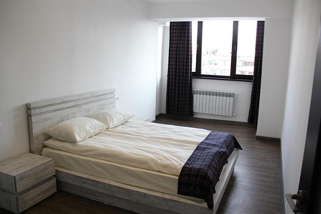 City Centre Apartments By Picnic Yerevan Exterior foto